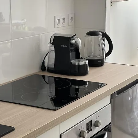 Situe En Plein Coeur Du Centre-ville Lägenhet *